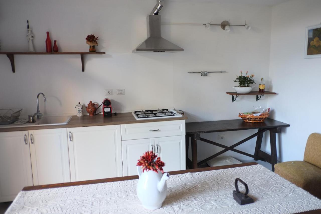 Villa Serra B&B Iun E6769 Oristano Bagian luar foto