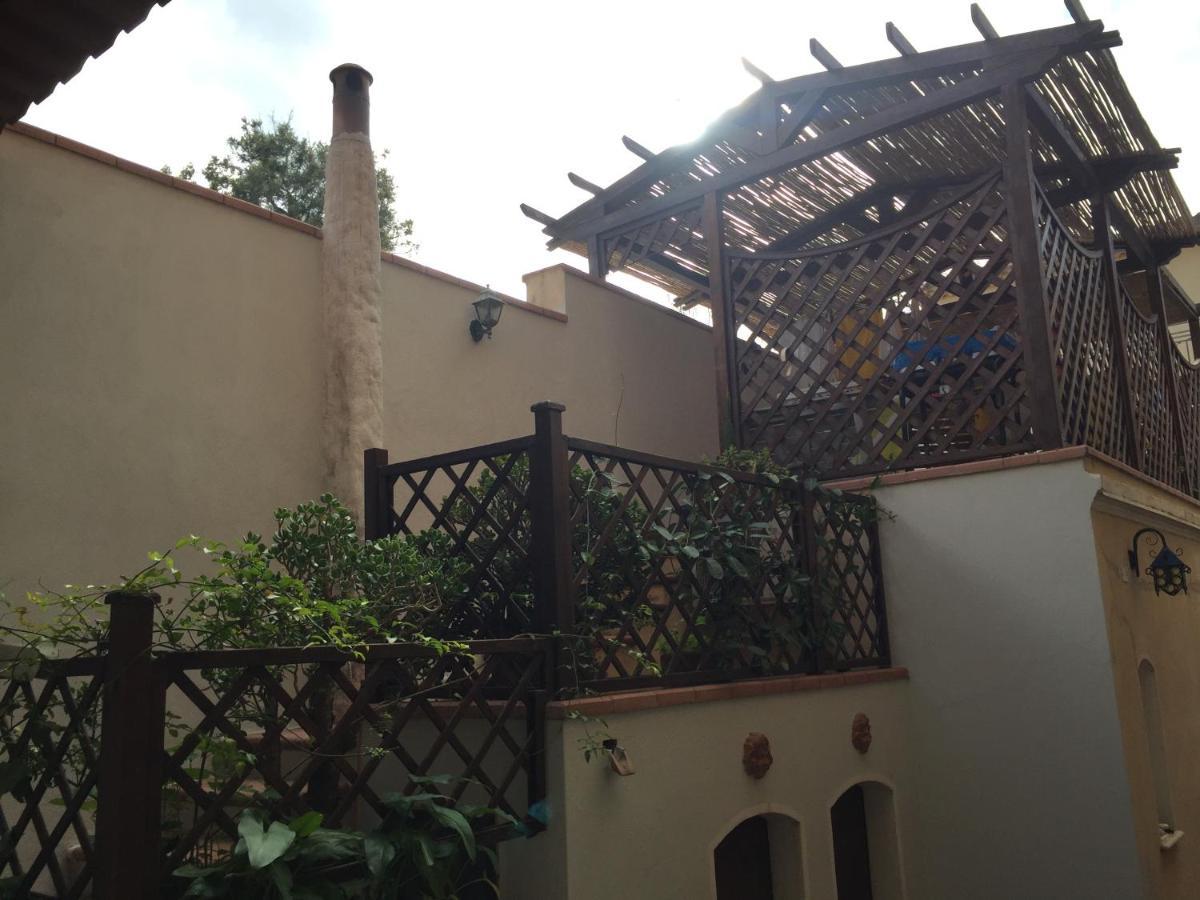 Villa Serra B&B Iun E6769 Oristano Bagian luar foto